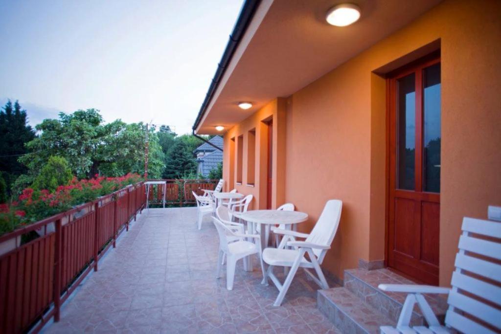 Apartamento Sunshine SH apartmanház Zamárdi Exterior foto